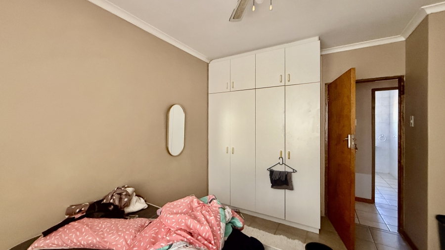 6 Bedroom Property for Sale in Summerstrand Eastern Cape